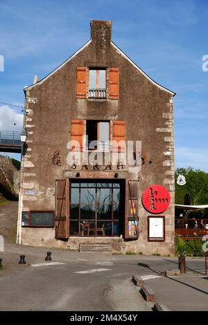 La Ferte-Bernard, la Sarah B, Théâtre, Vieille ville, Morbihan, Bretagne, Bretagne, France, Europe Banque D'Images