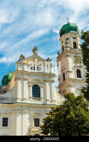 Allemagne, Bavière, Passau, façade de la rue Cathédrale Stephens Banque D'Images