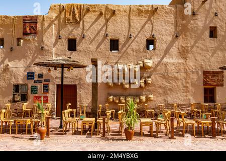 Restaurant dans la vieille ville d'Al Ula, Royaume d'Arabie Saoudite Banque D'Images