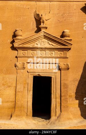 Tombe de roche, site de l'UNESCO Maidain Saleh ou Hegra, Al Ula, Royaume d'Arabie Saoudite Banque D'Images
