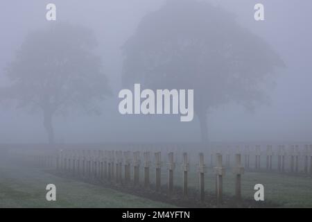 Cimetière national français notre-Dame de Lorette à Ablain-Saint-Nazaire dans le pas-de-Calais, France. Banque D'Images