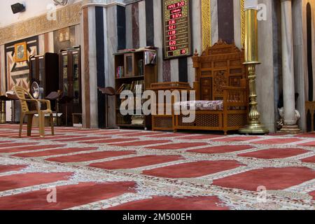 Vue intérieure de la mosquée Ibrahim ou de Know Masjid Al-Khalil situé à Hébron ville - Israël, Palestine: 21 avril 2022 Banque D'Images