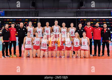Florence, Italie. 22nd décembre 2022. Galatasaray HDI Sigorta Istanbul pendant Savino Del Bene Scandicci vs Galatasaray HDI Sigorta Istanbul, Volleyball coupe CEV femmes Championnat à Florence, Italie, 22 décembre 2022 Credit: Independent photo Agency/Alay Live News Banque D'Images