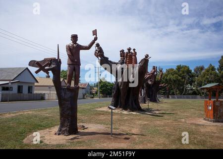 Legerwood Memorial Trees, planté en 1918, à Legerwood en Tasmanie. Dépeignant les images de la WW 1, en mémoire des soldats tombés anciennement Ringarooma. Banque D'Images