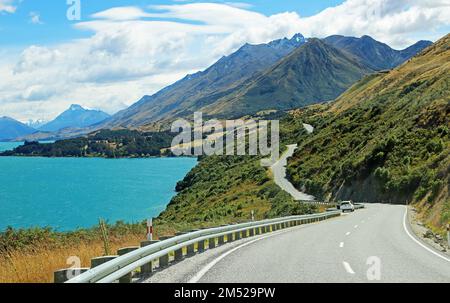 Route panoramique vers Glenorchy - Nouvelle-Zélande Banque D'Images