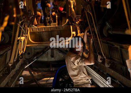 PHOEBE WALLER-BRIDGE DANS L'INDIANA JONES ET LE CADRAN DE LA DESTINÉE (2023), RÉALISÉ PAR JAMES MANGOLD. Credit: Lucasfilm / Paramount Pictures / Album Banque D'Images