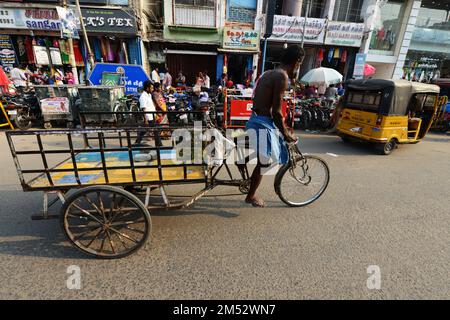 La vieille ville animée de Madurai, Tamil Nadu, Inde. Banque D'Images