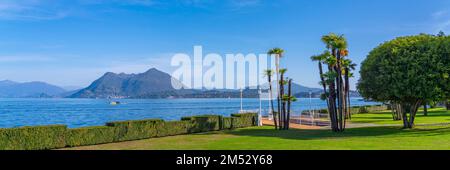 Lac italien majeur, vue sur le lac depuis la promenade Banque D'Images