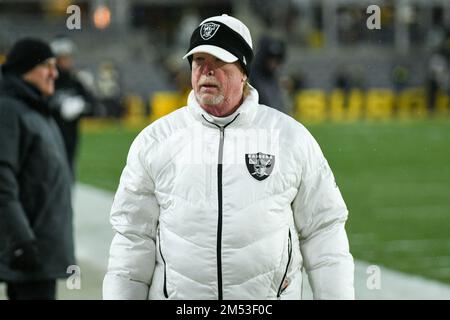 Pittsburgh, Pennsylvanie, États-Unis. 24th décembre 2022. 24 décembre 2022 le propriétaire des Raiders de Las Vegas Mark Davis lors des Steelers de Pittsburgh contre les Raiders de Las Vegas à Pittsburgh, PA. Jake Mysliwczyk/BMR (image de crédit : © Jake Mysliwczyk/BMR via ZUMA Press Wire) Banque D'Images