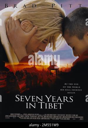 SEPT ANS AU TIBET (1997), DIRIGÉ PAR JEAN-JACQUES ANNAUD. Crédit: MANDALAY ENTERTAIMENT / Album Banque D'Images