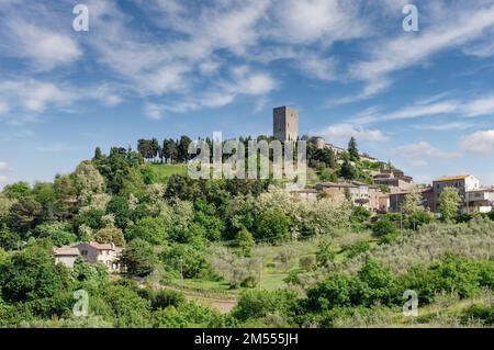 Village de Montecatini Val di Cecina près de Volterra, Toscane, Italie Banque D'Images