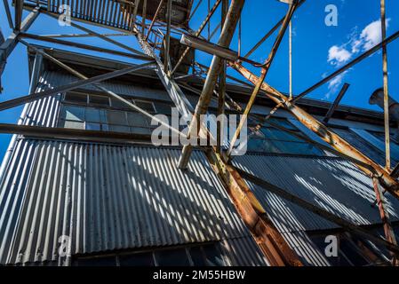 Bâtiments industriels désaffecés, Cockatoo Island, classé au patrimoine mondial de l'UNESCO à la jonction de la Parramatta et de la rivière Lane Cove dans le port de Sydney, Sydney Banque D'Images