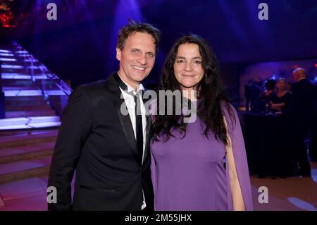 Markus Goller et Katja von Garnier assistent aux European film Awards 2022 35th à la salle de conférence et de concert Harpa sur 10 décembre 2022 à Reykjavik, en Islande. Banque D'Images