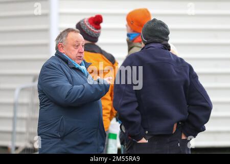 Preston, Royaume-Uni. 26th décembre 2022. Les fans de Huddersfield Town arrivent devant le match de championnat de Sky Bet Preston North End vs Huddersfield Town à Deepdale, Preston, Royaume-Uni, 26th décembre 2022 (photo de Gareth Evans/News Images) à Preston, Royaume-Uni, le 12/26/2022. (Photo de Gareth Evans/News Images/Sipa USA) Credit: SIPA USA/Alay Live News Banque D'Images