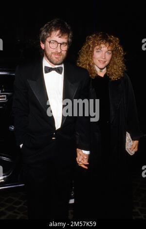 Steven Spielberg et Amy Irving au cinquième prix annuel Sherrill C. Corwin Human relations Award du Comité juif américain Salute à Steven J. Ross on 23 novembre 1986 à Beverly Hills, Californie Credit: Ralph Dominguez/MediaPunch Banque D'Images