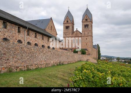 RUEDESHEIM, ALLEMAGNE - 8 OCTOBRE 2021 : Abbaye de Ruedesheim dans les vignobles de la vallée du Rhin sur 8 octobre 2021 en Allemagne Banque D'Images
