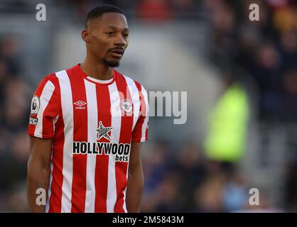 Londres, Angleterre, 26th décembre 2022. Ethan Pinnock de Brentford lors du match de la Premier League au Brentford Community Stadium, Londres. Le crédit photo devrait se lire: Paul Terry / Sportimage Banque D'Images