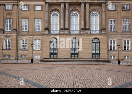 Palais Amalienborg, siège gouvernemental de la famille royale danoise, Copenhague, Danemark, Europe Banque D'Images