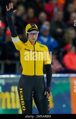 HEERENVEEN, PAYS-BAS - DÉCEMBRE 27: Jutta Leerdam de Jumbo Visma en compétition sur les femmes 500m pendant le KNSB Speed Skating NK Sprint sur 27 décembre 2022 à Heerenveen, pays-Bas (photo par Andre Weening/Orange Pictures) Banque D'Images