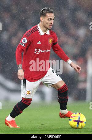 Manchester, Angleterre, 27th décembre 2022. Antony de Manchester United lors du match de la Premier League à Old Trafford, Manchester. Le crédit photo doit être lu : Darren Staples / Sportimage Banque D'Images