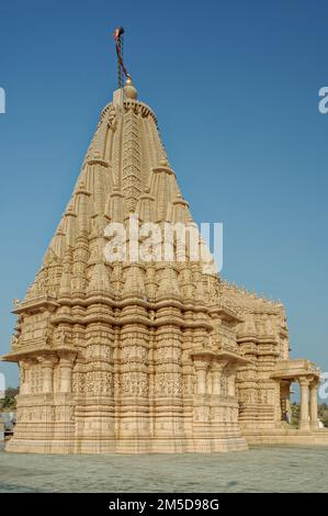 01 28 2010 Shri Ajitnath Bhagwan Shwetamber Jain Derasar, Taranga Kheralu dans le district de Mehsana, Gujarat, Inde Banque D'Images