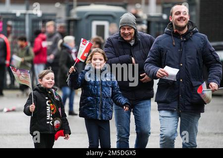 Rotterdam - fans de Feyenoord lors du match entre Feyenoord et FC Emmen au Stadion Feijenoord de Kuip le 28 décembre 2022 à Rotterdam, pays-Bas. (Box to Box Pictures/Tom Bode) Banque D'Images