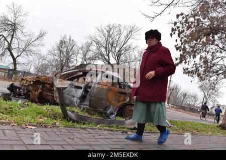 24 novembre 2022, Snihurivka, oblast de Mykolaiv, Ukraine : une petite ville de Snihurivka après la libération de l'occupation russe. Une ville stratégique clé, qui se trouve aux frontières des régions de Mykolaiv et de Kherson, avec des autoroutes et des chemins de fer, reliant Snihurivka à la capitale oblaste voisine Kherson. Banque D'Images