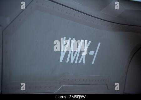 F-35B Lightning IIS, des États-Unis Corps maritime escadron d'essai et d'évaluation opérationnels maritimes un (VMX-1), assis sur la ligne aérienne à Gowen Field, Boise, Idaho, 12 mars 2022. L’avion était à Boise pour s’entraîner avec des pilotes du 190th Escadron de chasseurs de la Garde nationale aérienne de l’Idaho. Banque D'Images