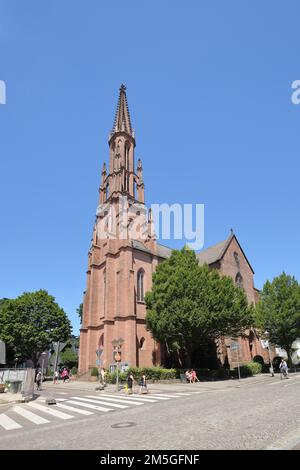 Église protestante néo-gothique construite en 1860 à Offenburg, Ortenau, Forêt Noire du Nord, Forêt Noire, Bade-Wurtemberg, Allemagne Banque D'Images
