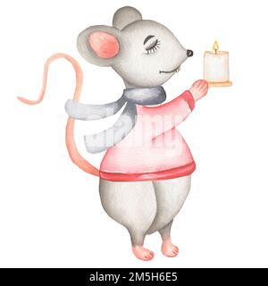 Petite souris grise dans un chapeau de noël rouge et bottes avec des bonbons de Noël. Mignon dessin animé animal de Noël rat ou souris avec bougie à la main. Aquarelle Banque D'Images