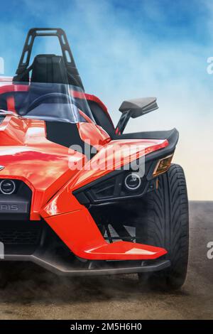 Ukraine, Odessa - 5 septembre 2021 : tricycle rouge unique Polaris Slingshot SL sur fond propre.Fond d'écran.Pour la publicité Banque D'Images