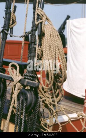 Chesapeake Country Scenic Byway - gros plan du Rigging sur le Schooner Sultana. Photo à bord du Schooner Sultana illustrant le gréement du navire. Emplacement: Maryland Banque D'Images