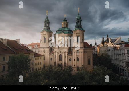 Vue aérienne de St. Eglise de Nicolas à Stare Mesto - Prague, République tchèque Banque D'Images