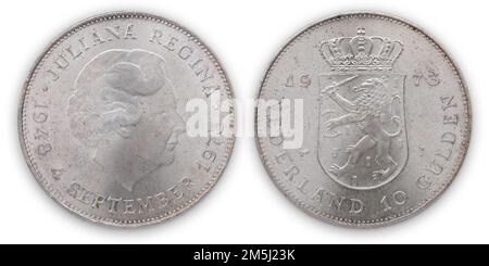 Argent néerlandais pièce dix Guilder ('Zilveren Tientje'), 1973, bouclier avec lion avec flèches et épée, couronne sur le dessus, la tête de la reine Juliana sur l'arrière Banque D'Images