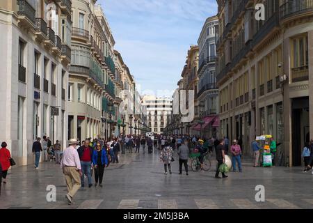 Personnes shopping dans Calle Larios - Calle marqués de Larios, Malaga, Espagne, Europe Banque D'Images