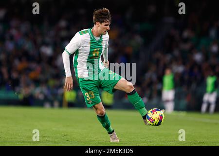 Séville, Espagne. 23rd, décembre 2022. Juan Miranda (33) de Real Betis vu pendant le football amical entre Real Betis et Atalanta à l'Estadio Benito Villamarin à Séville. (Crédit photo: Gonzales photo - Jesus Ruiz Medina). Banque D'Images