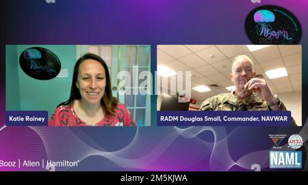 220322-N-N1809-001 San Diego, CA (22 mars 2022) Commandant du Commandement des systèmes de guerre d'information navale (NAWVAR) Chef de chantier, Douglas Small et Katie Rainey, présidente générale du Naval applications for machine Learning (NAML) et scientifique du Centre de guerre d'information navale (NIWC) du Pacifique, animent une séance de questions-réponses pour présenter l'atelier virtuel du NAML. Plus de 1 000 participants se sont réunis en ligne 22 mars–24 pour l'atelier du LNM organisé par la NIWC Pacific et la section de San Diego de l'AFCEA International. Banque D'Images