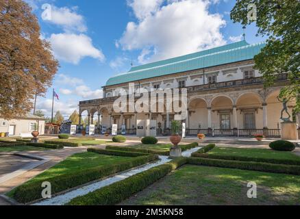 Palais d'été de la reine Annes au jardin royal du château de Prague - Prague, République tchèque Banque D'Images