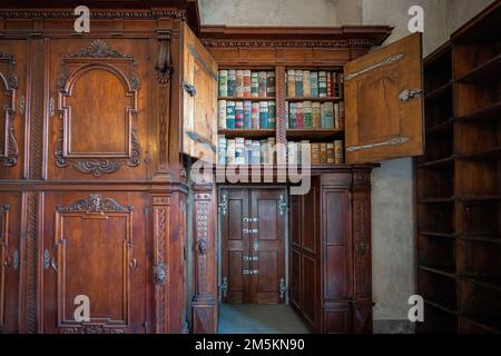 Livres officiels au Land Rolls dans l'ancien palais royal du château de Prague - Prague, République tchèque Banque D'Images