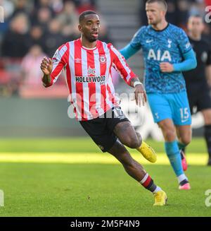 26 décembre 2022 - Brentford v Tottenham Hotspur - Premier League - Gtech Community Stadium Ivan Toney de Brentford lors du match de la Premier League au Gtech Community Stadium. Image : Mark pain / Alamy Live News Banque D'Images