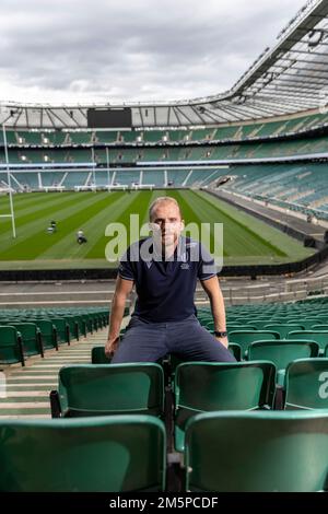 Wayne Barnes, photographié à Twickenham, arbitre et avocat anglais du rugby international. Il est un arbitre régulier dans le Premiership anglais. Banque D'Images