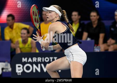 30th décembre 2022 ; Ken Rosewall Arena, Sydney, Nouvelle-Galles du Sud, Australie : United Cup tennis, jour 2, Australie contre Grande-Bretagne ; Harriet Dart de Grande-Bretagne pendant contre Maddison Inglis d'Australie Banque D'Images