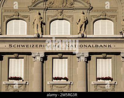 Berne, Suisse - 7 juillet 2022: La construction de la Banque nationale suisse - Schweizerische Nationalbank Banque D'Images