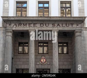 Genève, Suisse - 13 juillet 2022 : armoiries et un signe de l'armée du salut à Genève Banque D'Images