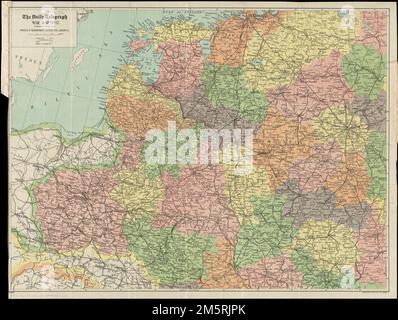 Le n° de carte de guerre du télégraphe quotidien 17. Relief indiqué par les hauteurs de spot. Couvre la majeure partie de la Pologne, des États baltes, du Bélarus, du nord de l'Ukraine et de l'ouest de la Russie. Carte générale ; n'affiche pas les campagnes... Carte de guerre télégraphique quotidienne des zones de guerre russes (n° 17). Carte de guerre télégraphique quotidienne des zones de guerre russes (n° 17), Europe de l'est, région Russie Banque D'Images