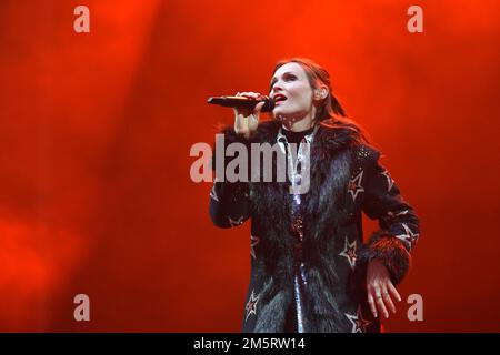 Edimbourg Ecosse, Royaume-Uni 30 décembre 2022.la soirée disco Afore se déroule à Princes Street Garden avec Sophie Ellis-Bextor. credit sst/alamy nouvelles en direct Banque D'Images