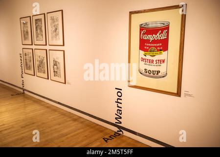 Andy Warhol,Campbell,boîte,de,soupe,peinture,Galerie d'Art moderne,Goma,iconique,moderne,contemporain,galerie,et,bibliothèque,gratuit,entrée,gratuite,entrée,gratuite,entrée,gratuite,dans,bâtiment,historique,Royal Exchange Square,avec,le,duc,de,Wellington,sur,cheval,et,trafic,trafic,trafic,ville,Royaume-Uni,Glasgow,ville,Royaume-Uni,ville,Royaume-Uni,Glasgow,ville,ville,Royaume-Uni,ville,ville,Royaume-Uni,Glasgow,ville,Royaume-Uni,statue,Royaume-Uni,Royaume-Uni,Royaume-Uni,Royaume-Uni,Royaume-Uni,Royaume-Uni,ville,Royaume-Uni,ville,Royaume-Uni,ville,Royaume-Uni,ville,Royaume-Uni,ville, Banque D'Images