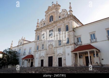 Cathédrale notre-Dame de l'Immaculée conception, alias Cathédrale de Santarem, 17th siècle, dans le centre historique de la ville, Santarem, Portugal Banque D'Images