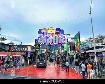 Patong Walking Street ou Bangla Road, célèbre panneau d'entrée emblématique de Night Life Road Banque D'Images