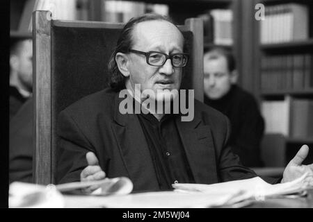 Allemagne, Berlin, 26 février 1991, conférence de presse avec le Président de l'Académie des Arts de Berlin (est) Heiner Mueller, dans le bâtiment à Banque D'Images